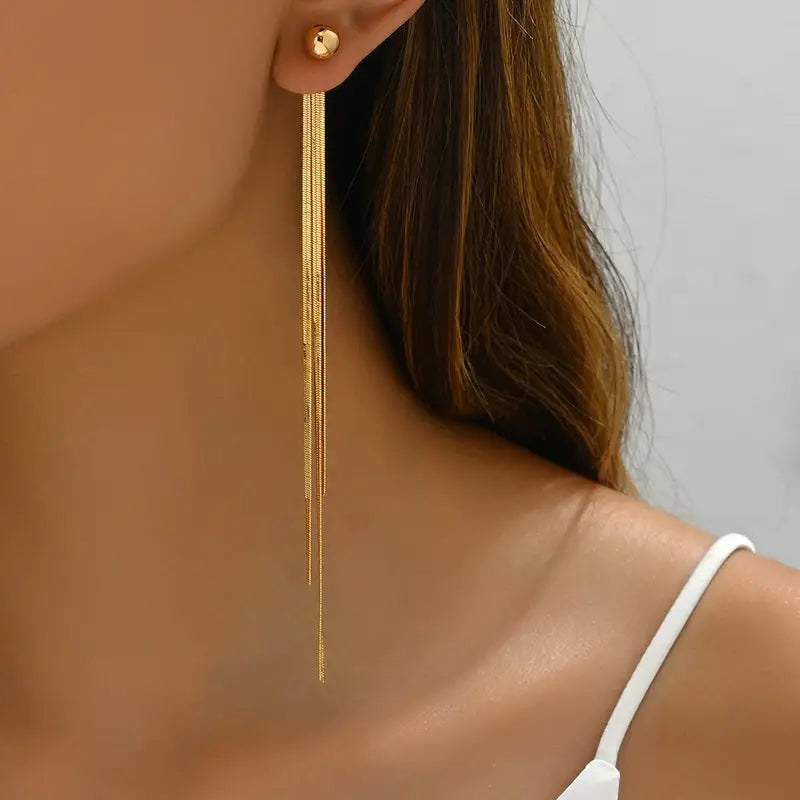 Elegant Dangling Gold Pearl Earrings