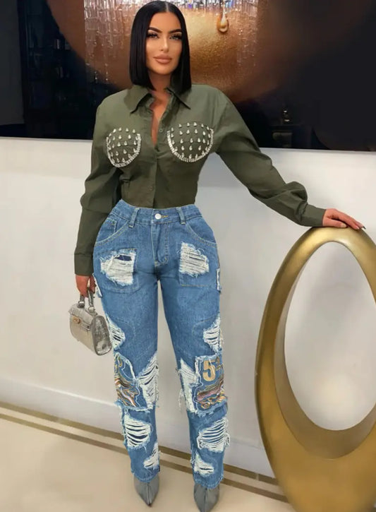 Retro-chic High Waisted Distressed Denim Jeans