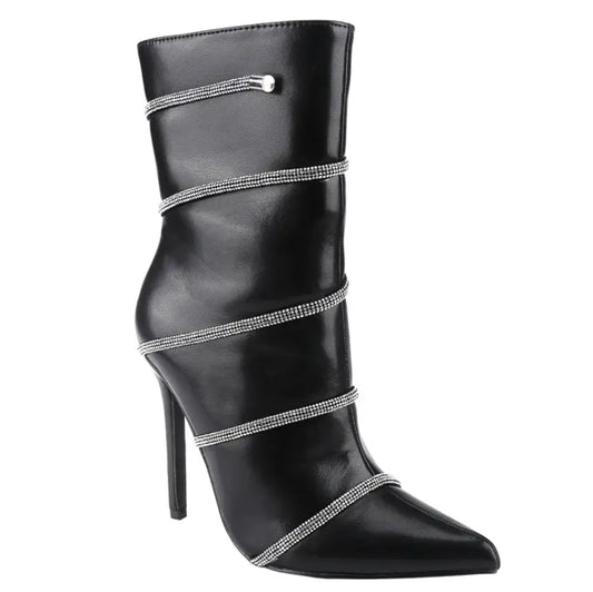Luxe QE Ankle Boots