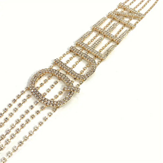 Luxurious Queen Choker