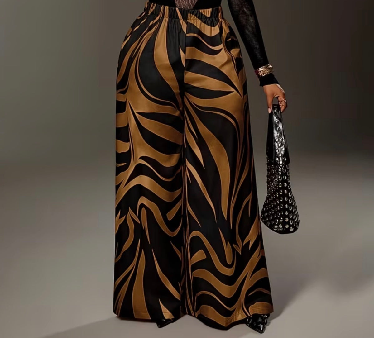 Elegant Sleek Wide Leg Pants (Curve)