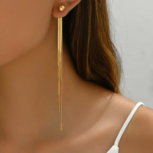 Elegant Dangling Gold Pearl Earrings