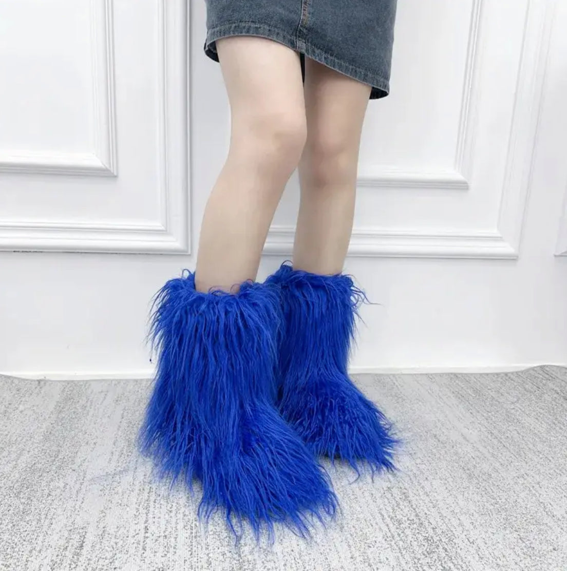 Short Fluff Monster Boots
