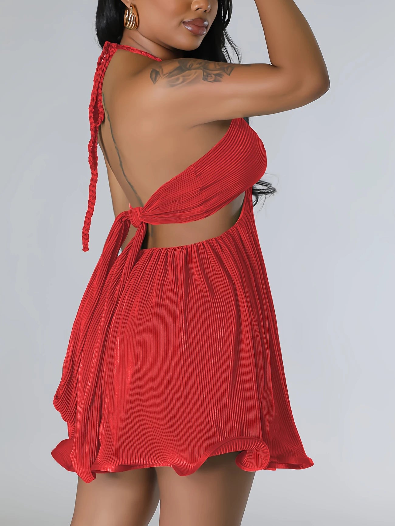 Chic Cutout Midi Dress