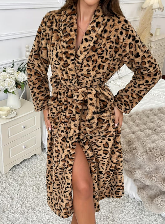 Comfy Luxe Cheetah Robe