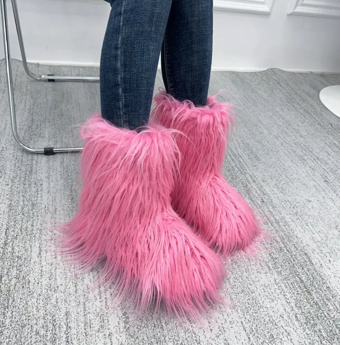 Short Fluff Monster Boots
